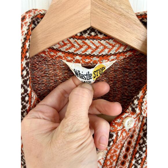 1970's Women's Dagger Collar Button Down Shirt Size Medium | 70's Blouse - Picture 4 of 6